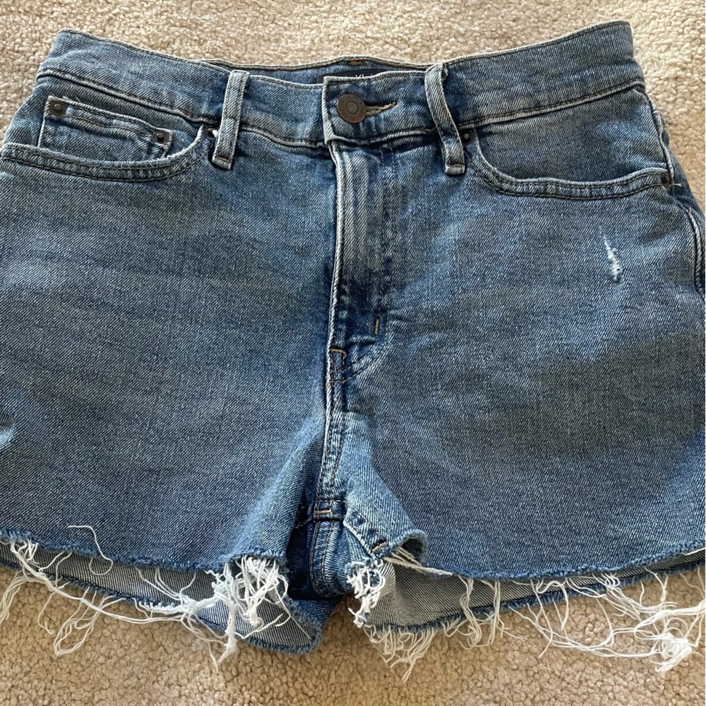 NWOT: Calvin Klein Blue Jean Shorts - Size 26